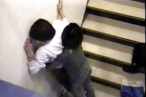 کیرمصنوعی باید به عنوان جایگزین دم انجام شود